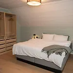Holiday home Classic Townhouse, Garden, Spacious