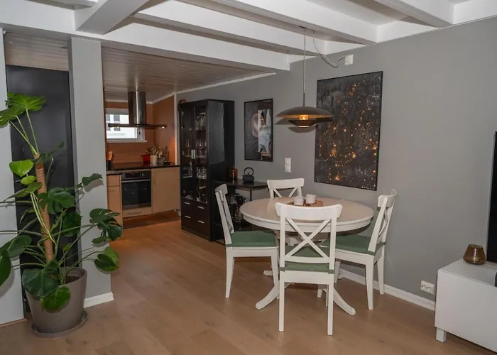 Classic Townhouse, Garden, Spacious Dom wakacyjny