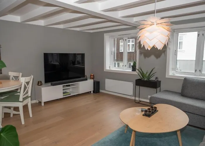 Classic Townhouse, Garden, Spacious *