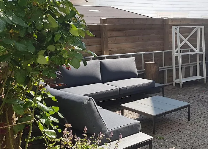 Classic Townhouse, Garden, Spacious Dom wakacyjny *