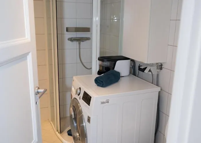 Classic Townhouse, Garden, Spacious Holiday home