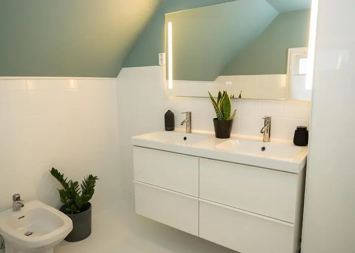 Classic Townhouse, Garden, Spacious Dom wakacyjny *